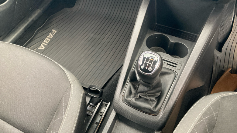 Skoda Fabia 1.0 MPI SE 5dr Petrol Hatchback